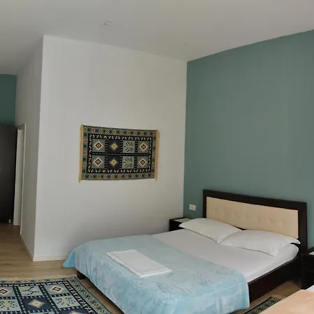 Lili - 게스트하우스 3*