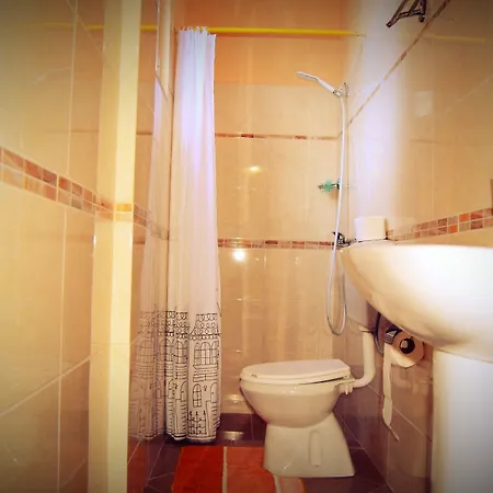 게스트하우스 Lili - 베라트