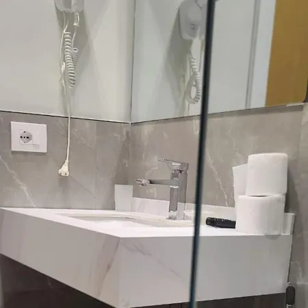 Lili - 3* Berat