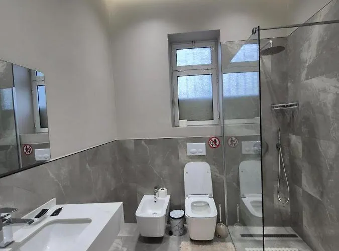 Lili - ゲストハウス 3*